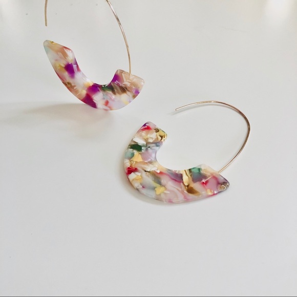 SOLD OUT | Acrylic Crescent Earrings - Picture 2 of 4